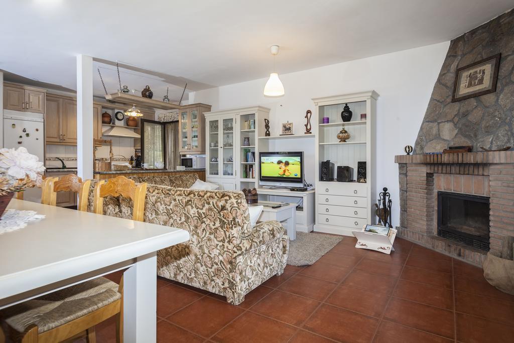 La Buenaventura Del Tietar Casa de hóspedes Casavieja Exterior foto